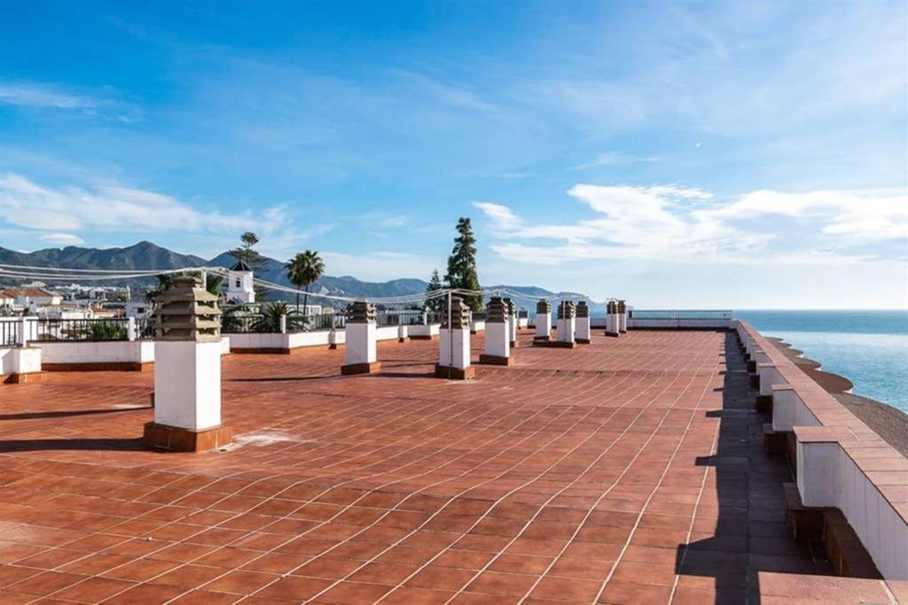 Apartament Acapulco Playa -Nerja Zewnętrze zdjęcie