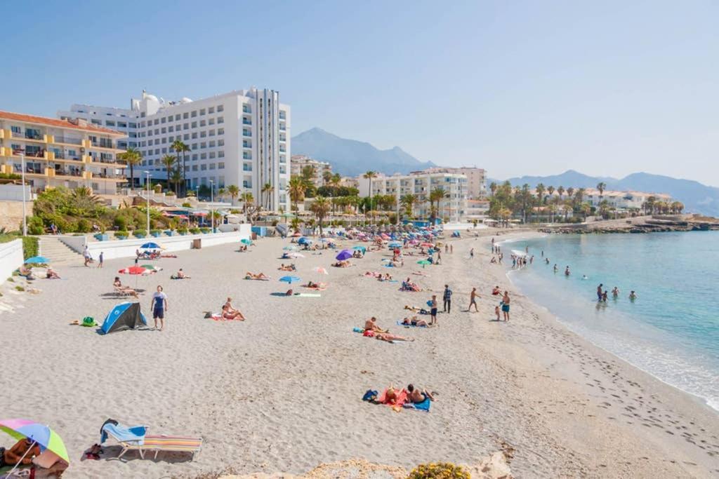 Apartament Acapulco Playa -Nerja Zewnętrze zdjęcie